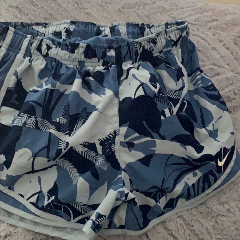Nike shorts summer pattern!